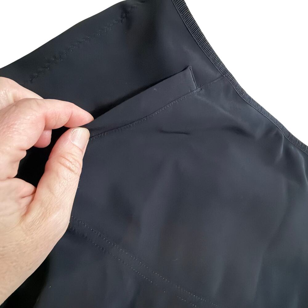 Lululemon "The Everyday Skirt" skirt sz 6 in black A-line w zipper discontinued - Picture 2 of 9